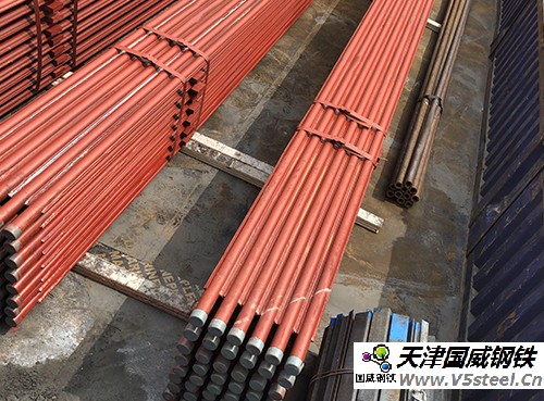 成排螺旋段水冷壁/40×7.5，5根水冷壁管一排，長(zhǎng)6米，管節(jié)距55，6片鰭片連接，鰭片規(guī)格15×6，12Cr1MoVG